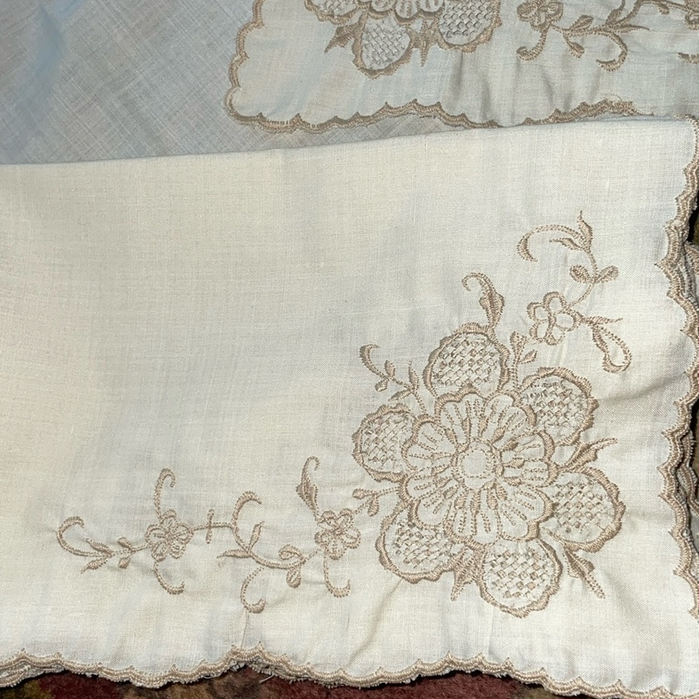 9-pc Antique Vintage Madeira Napkins & Table Runner Cream Ivory Tonal Stitching - Picture 2 of 8
